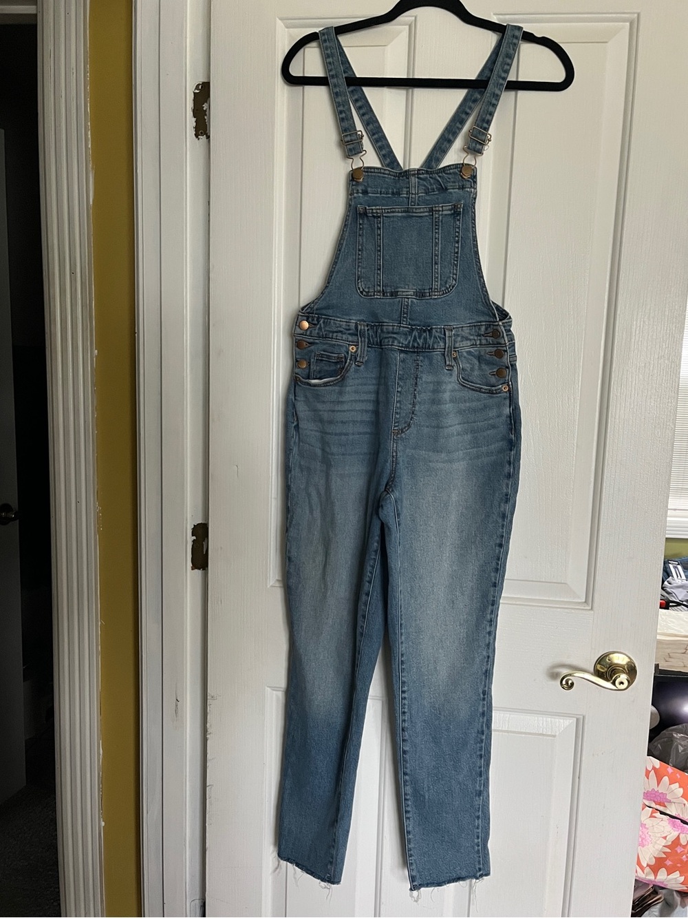 Universal Thread blue denim overalls in a 2/26R #dungarees #workwear